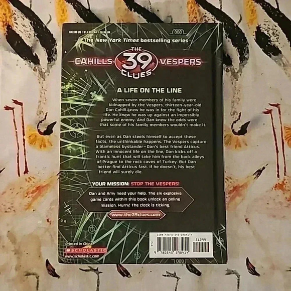 The 39 Clues Book lot Doublecross Mission Titanic Cahills Vespers Dead of Night - Picture 3 of 5